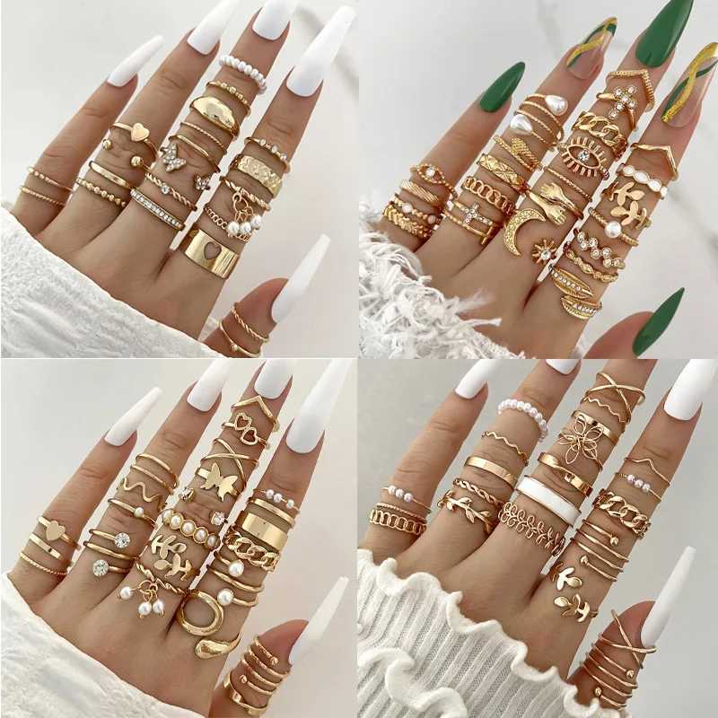 21Pcs Gold Color Heart Rings Set Women Vintage Cross Butterfly Pearl Geometric Hollow Ring Fashion Wedding Party Festival Gifts W250606