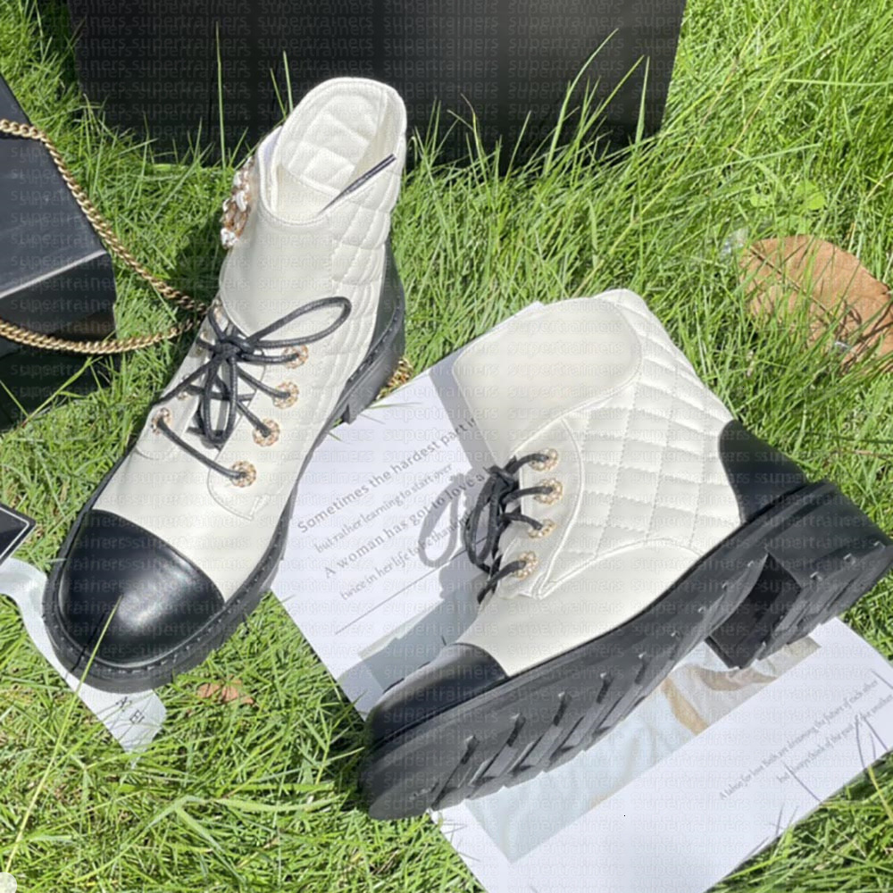 Martin Ankle boots designer woman boot Knight Boot Flat lace up shoes Adjustable zipper opening Motorcycle boots Womens Luxury designer footwear boots send box17