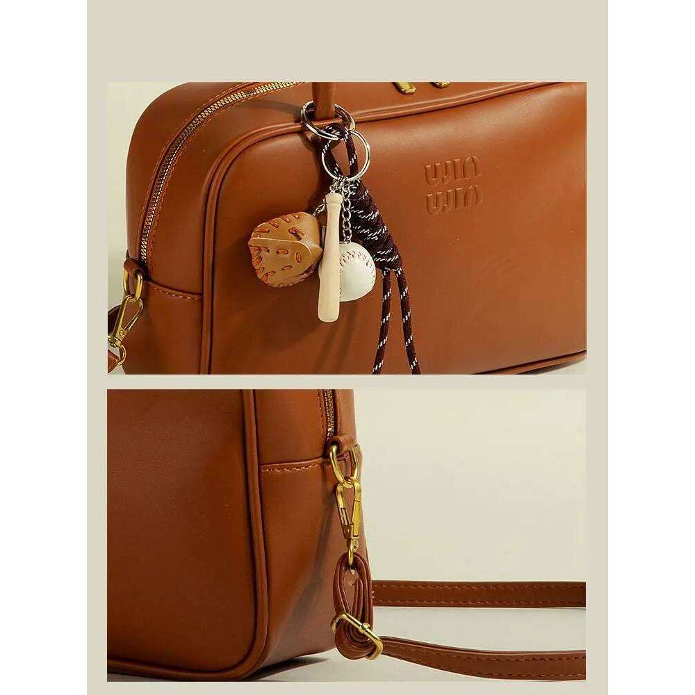 Designer 2025 Portable Bowling Women's Spring And Summer Tide Tote Large-Capacity Shoulder Messenger Bag