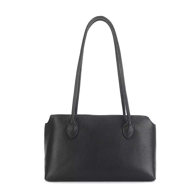 Elegant High-Capacity Row Genuine Leather Tote: Premium Travel Companion for Professionals