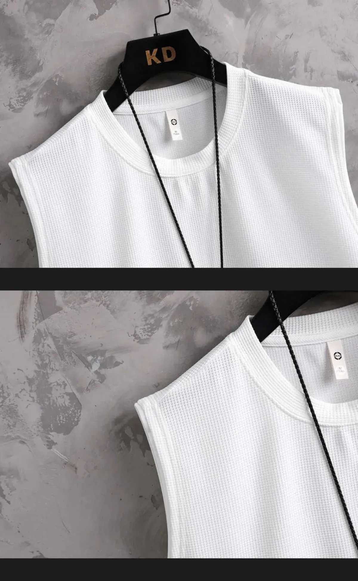 Summer mens sleeveless vest+shorts set comfortable and breathable suitable for fitness and running W250609