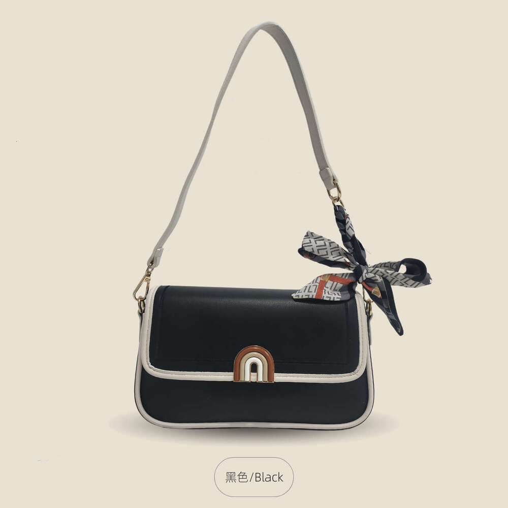 Small Square for Women New Niche Design Arch-Shaped Lock Scarf Saddle Bag Single Shoulder Underarm