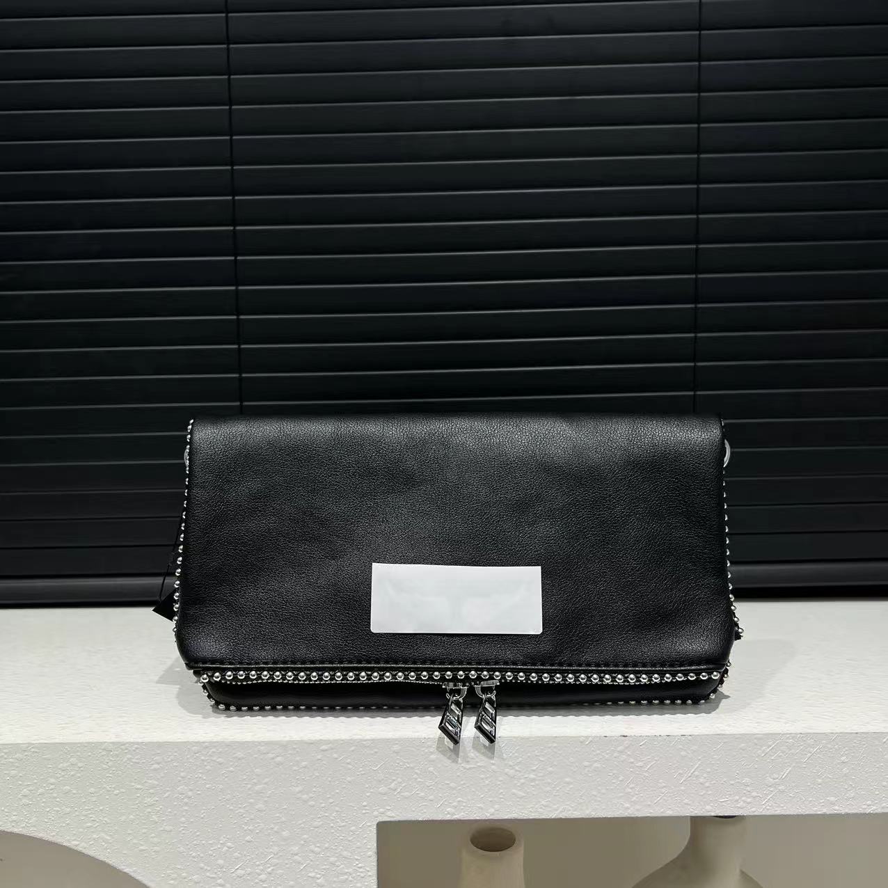 Women's fashion designer light luxury shoulder bag elegant beaded clutch bag