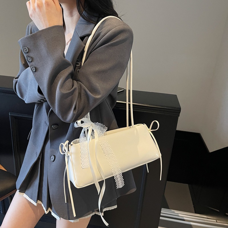 designer High-Quality Texture Small Bag for Women 2025 New Fashion Versatile Shoulder Underarm Bag Spring Summer Handbag Baguette Bag
