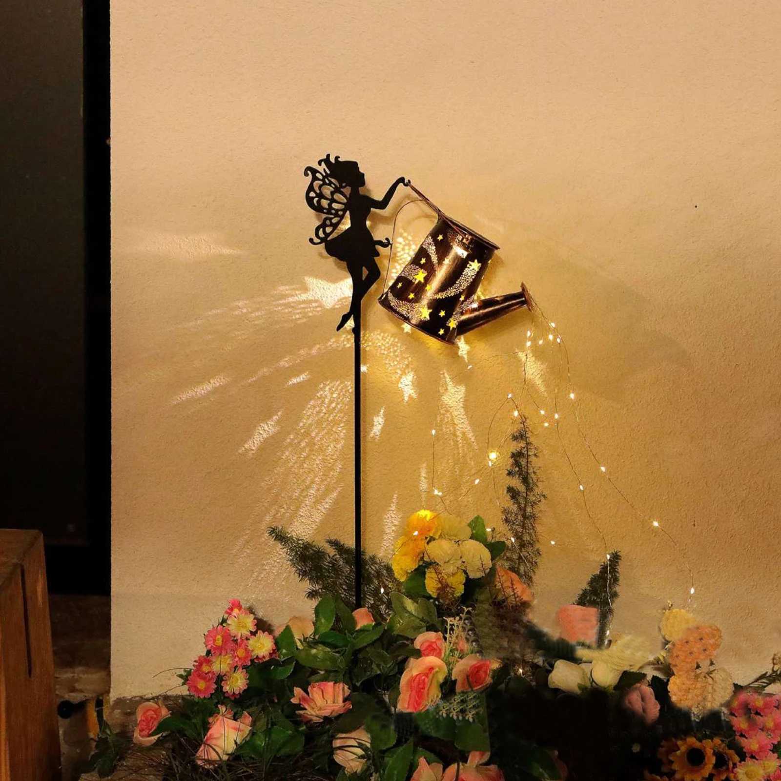 LED Solar Fairy Watering Can Lights Vintage Iron Garden Decor Outdoor Hanging Kettle Lantern Lamp Patio Villa Yard Decorations XJ250606