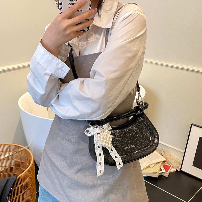 designer Korean Niche Saddle Bag Women's Bag 2025 New Fashion Handbag Underarm Bag Versatile Simple Shoulder Crossbod