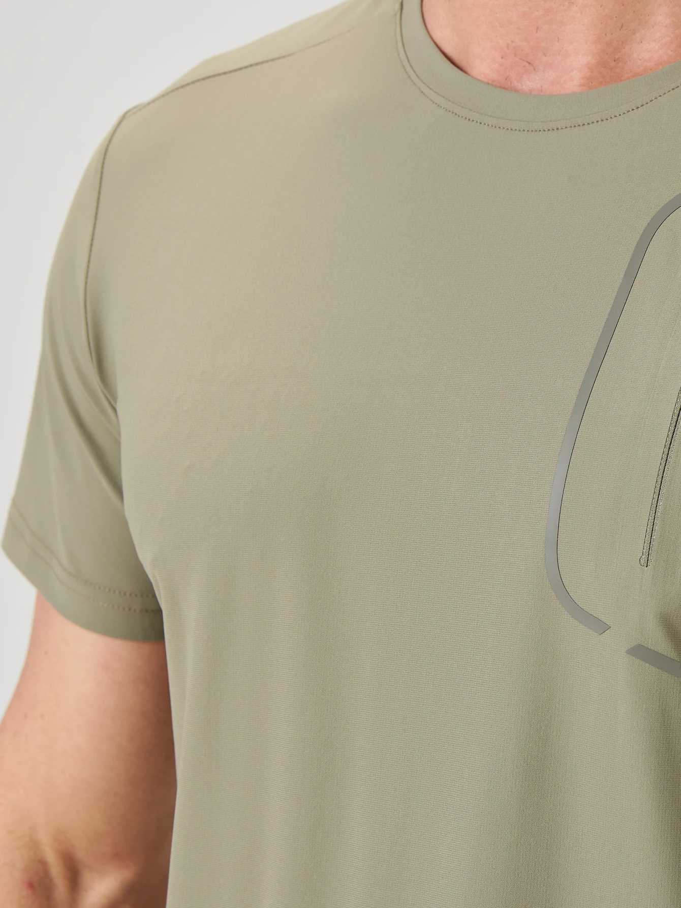 Hip Hop Loose Mens Streetwear Nylon T-shirts Casual Classic 2025 Summer Short Sleeves T Shirt Black T-shirt Tees Oversize 5XL W250607