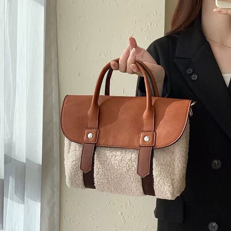 designer Lamb Wool Spliced Leather Handbag for Women 2025 New Plush Retro Commuter Large Capacity Crossbody Small Square Bag