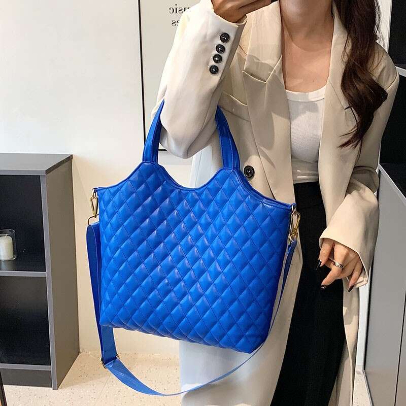 Travel for Women 2024 Summer New Fashion Quilted Tote Large Capacity Handheld Shopping Bag designer bag