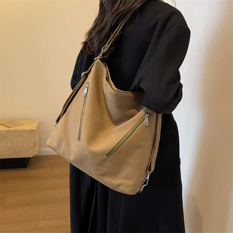 American Style Tote New Fashion Simple Shoulder Crossbody Niche Design Sense Office Commute Bag for Women
