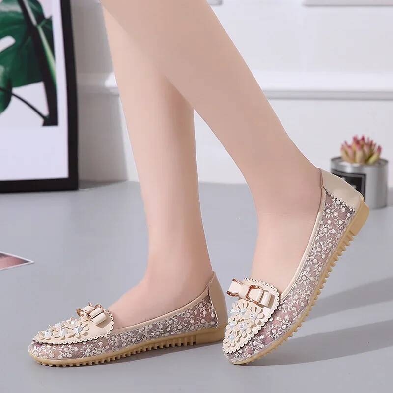 ddmyoutdoor Women S Leather Soft Sole Summer Single Shoes Slip On Shallow Mouth Sandals Elegant Office White Female Footwear Outdoor Outdoor Shoes