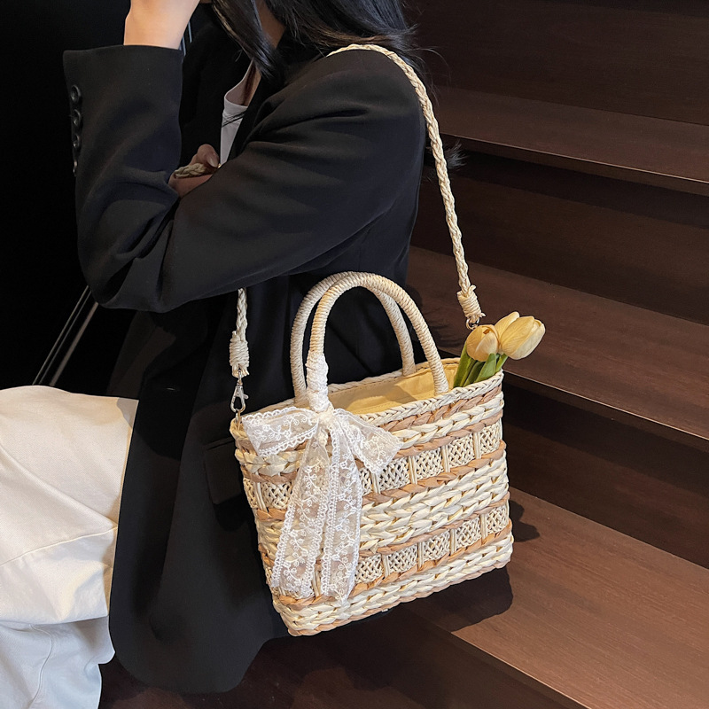 designer Handmade Straw Woven Bag for Women 2025 New Spring Summer Large Capacity Fashion Versatile Woven Bag Single Shoulder Crossbody Bucket Bag
