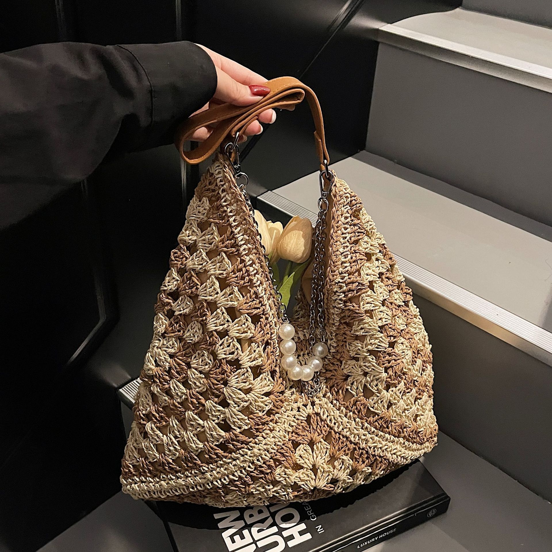 designer Woven Bag Beach 2025 Handmade Straw Hollow Bag Square Flower Triangle Color-Block Woven Shoulder Tote Handbag