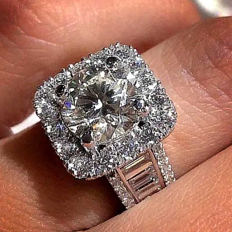 925 Sterling Silver Engagement Rings for Women High-Quality Cubic Zirconia Gorgeous Proposal Ring Gift Wedding Bands Jewelry XJ250707