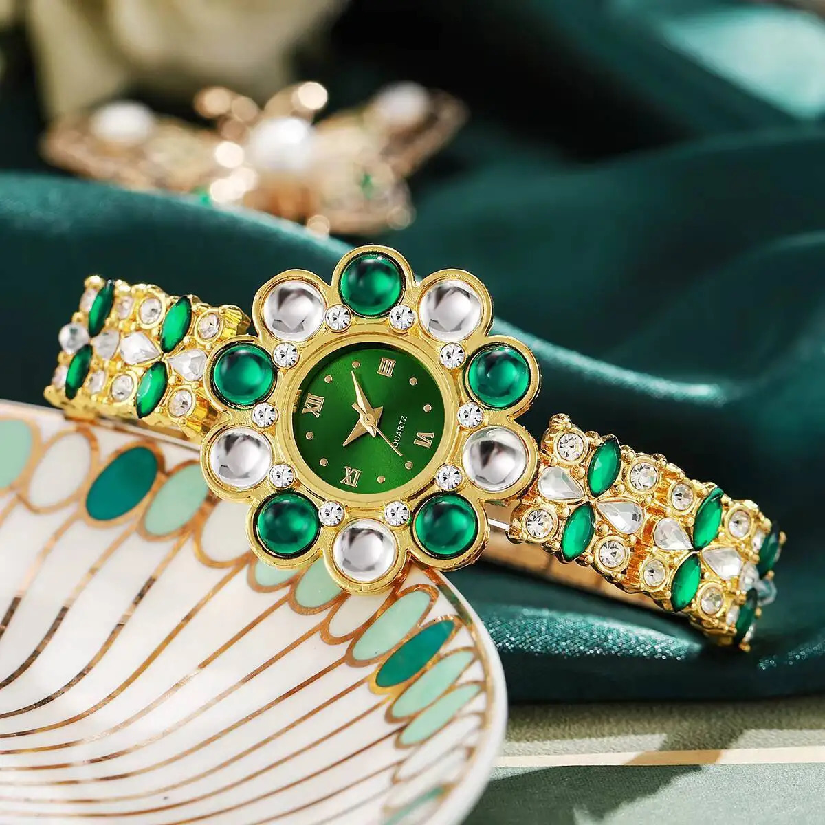 Fashion Flower Dial Women Quartz Watch Rhinestone Ladies Bracelet Wristwatch Reloj MujerWithout Box 250606