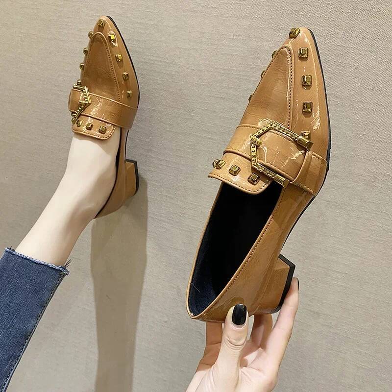ddmyoutdoor Spring Rivet Women S Pointed Toe Thick Heels Fashion British Style Loafer Female Slip On Shoes Zapatillas Mujer Outdoor Outdoor Shoes