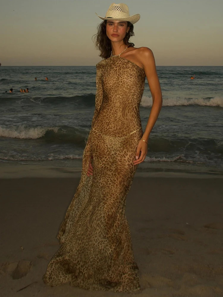 Mozision One Shoulder Leopard Print Maxi Dress Women Inclined Shoulder Backless Beach Holiday Vacation Club Sexy Long Dress 250605
