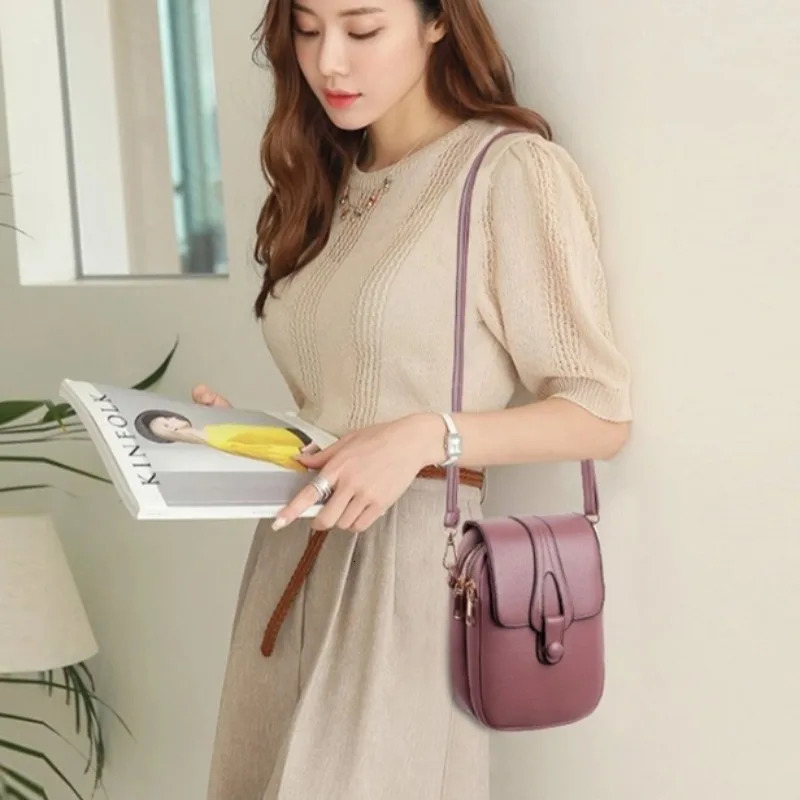 Womens Bag Mobile Phone Bag Womens One-Shoulder Crossbody Bag is fashionable and versatile 250606
