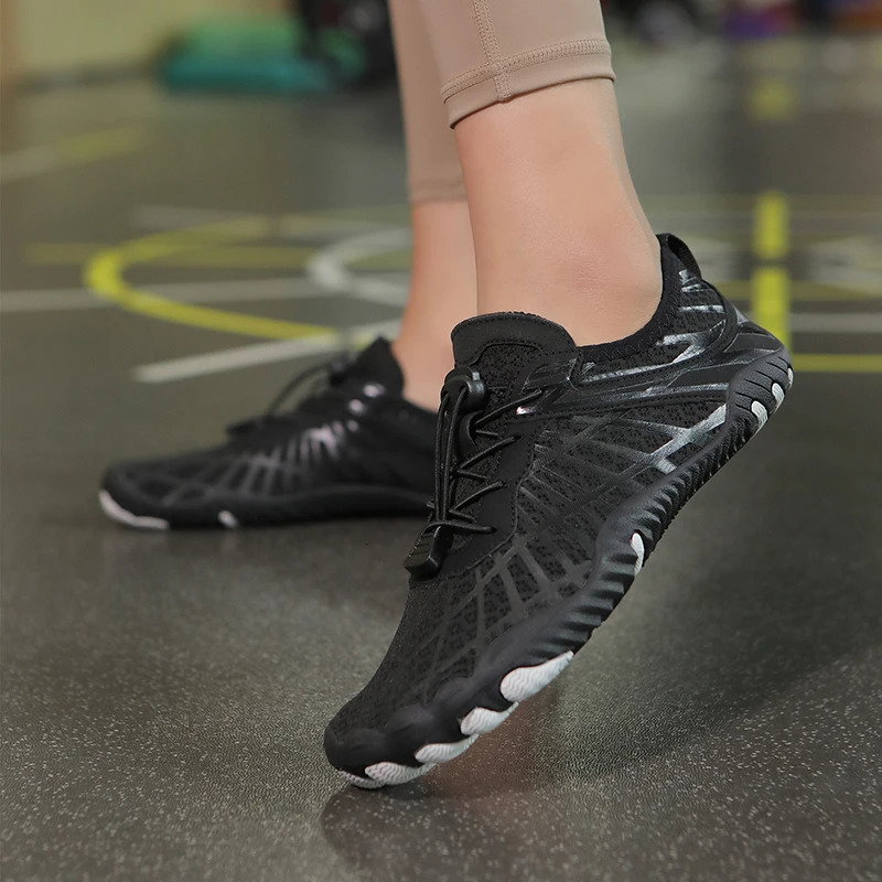 Water Shoes Men Quick Drying Swim Beach Aqua Shoes for Water Sport Diving Hiking Sailing Travel 250605