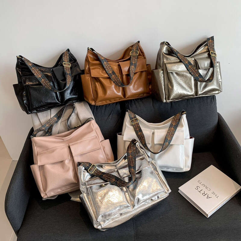 Commuting Large Capacity Tote 2025 New Shoulder Trendy Handbag Crossbody Bag