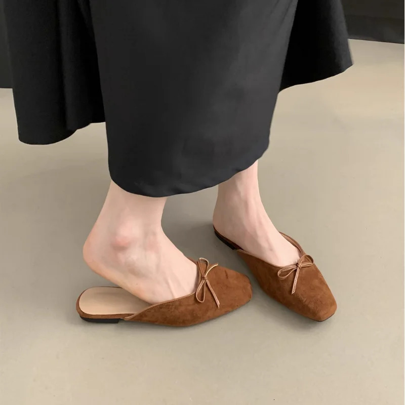 Baotou Half Slippers Women Summer Wear Muller Shoes 2025 Spring French retro Flat Sandals 250603