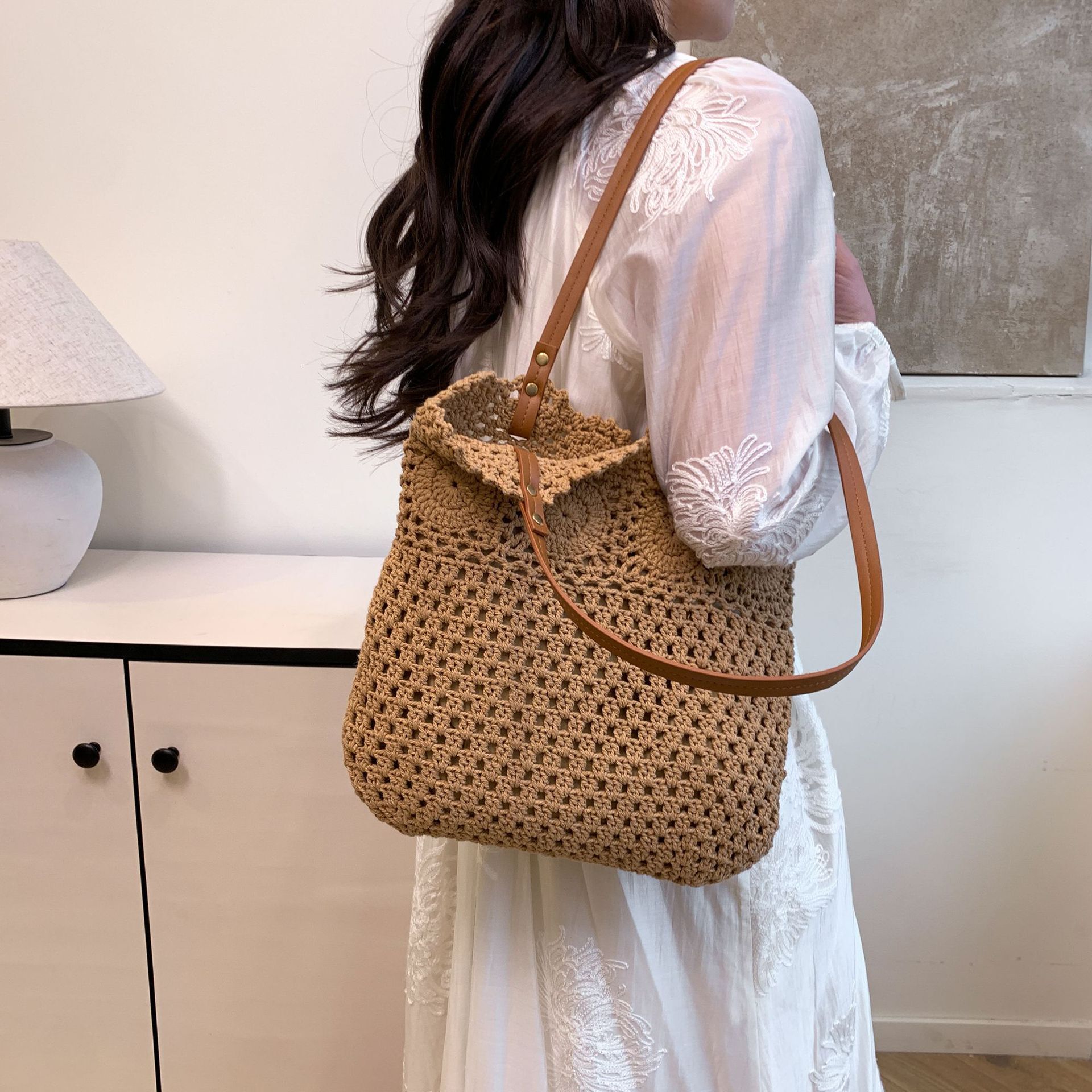 designer Korean Hollow Cotton Rope Woven Underarm Tote Bag for Women 2025 New Handheld Bucket Bag Beach Vacation Beach Bag