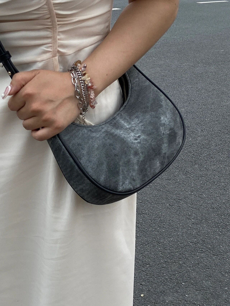 designer 2025 New Niche Crescent Bag Shoulder Bag High-end Underarm Bag Trendy Casual Texture Handbag Crossbody Bag for Women