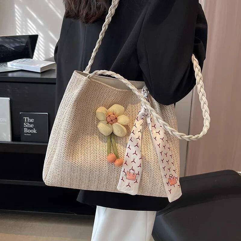 Niche Woven Bucket New Class Commuter Tote Women Large Capacity Temperament Holiday Shoulder Vintage Korean Straw Bag