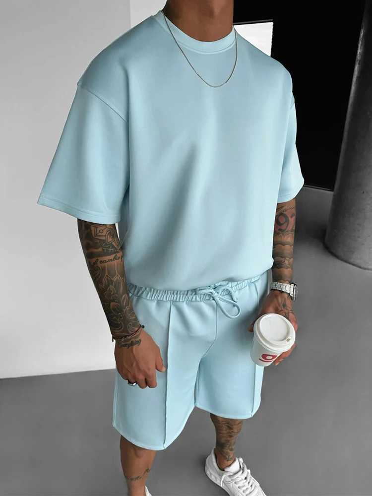 Fashionable Solid Color Outfits Mens Clothing Summer Trendy O Neck Short Sleeve Tops And Shorts Men Two Piece Sets Casual Suits W250609