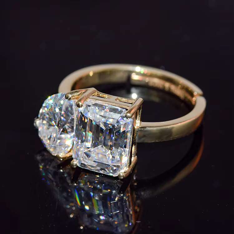 Custom Luxury Jewelry 18K Yellow Gold 3ct Emerald Cut VVS Moissanite Diamond Rings Moissanite Loose Engagement Women Men Ring