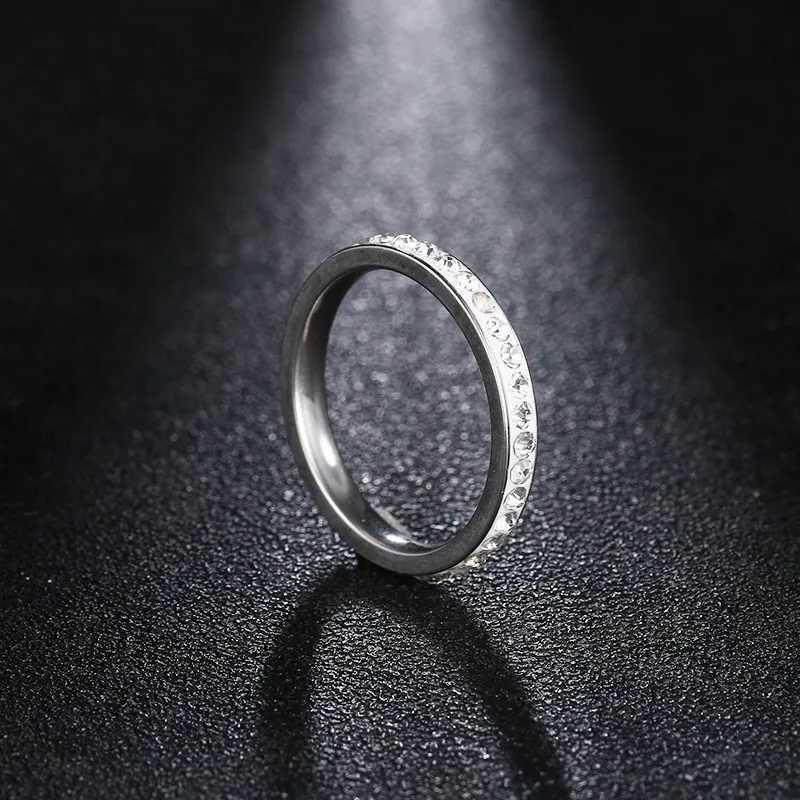 QianBei 3MM Stainless Steel Ring for Women One Row Rhinestone Christmas Ring W250606