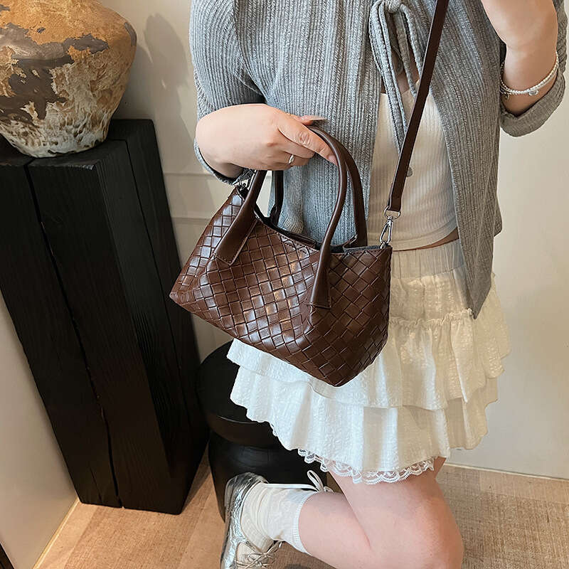 Niche Handbag for Women 2025 Summer New Simple Woven Pattern Basket Fashion Commuter Crossbody Bag Trend