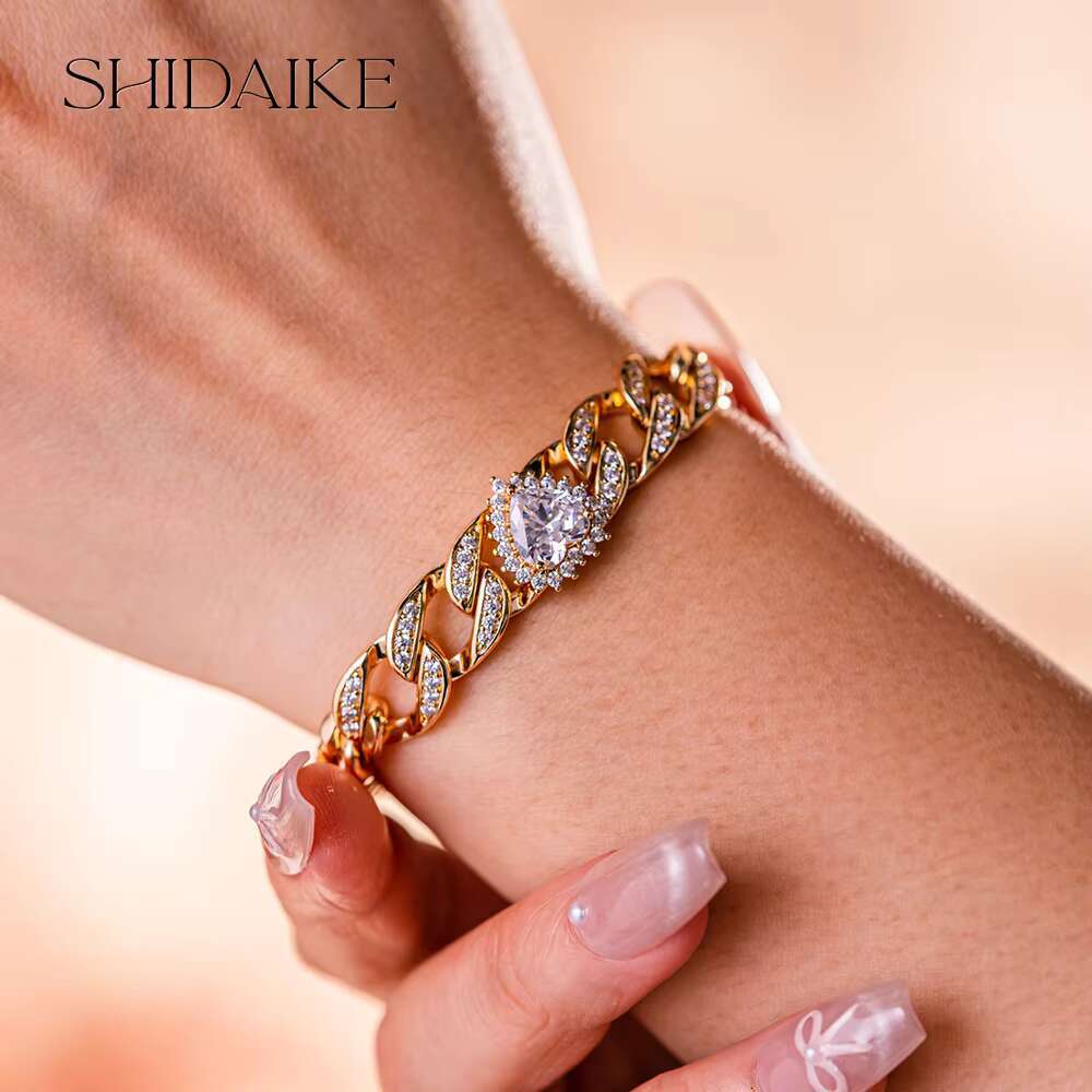 New Fashion Simple Style Hot Sale Gold Plated Jewelry Cuban Rhinestone butterfly Pendant Bracelet for Women and Men