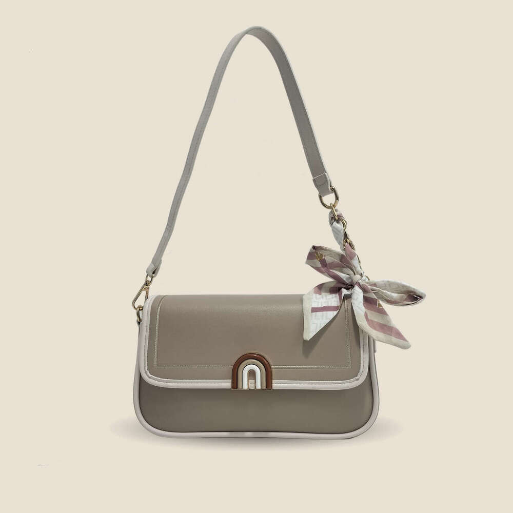 Small Square for Women New Niche Design Arch-Shaped Lock Scarf Saddle Bag Single Shoulder Underarm