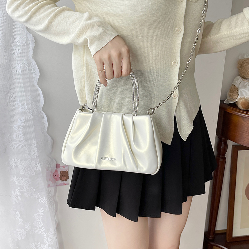 designer Pleated Cloud Bag for Women 2025 New Trendy Fashion Silver Handbag Versatile Ins Chain Crossbody Bag