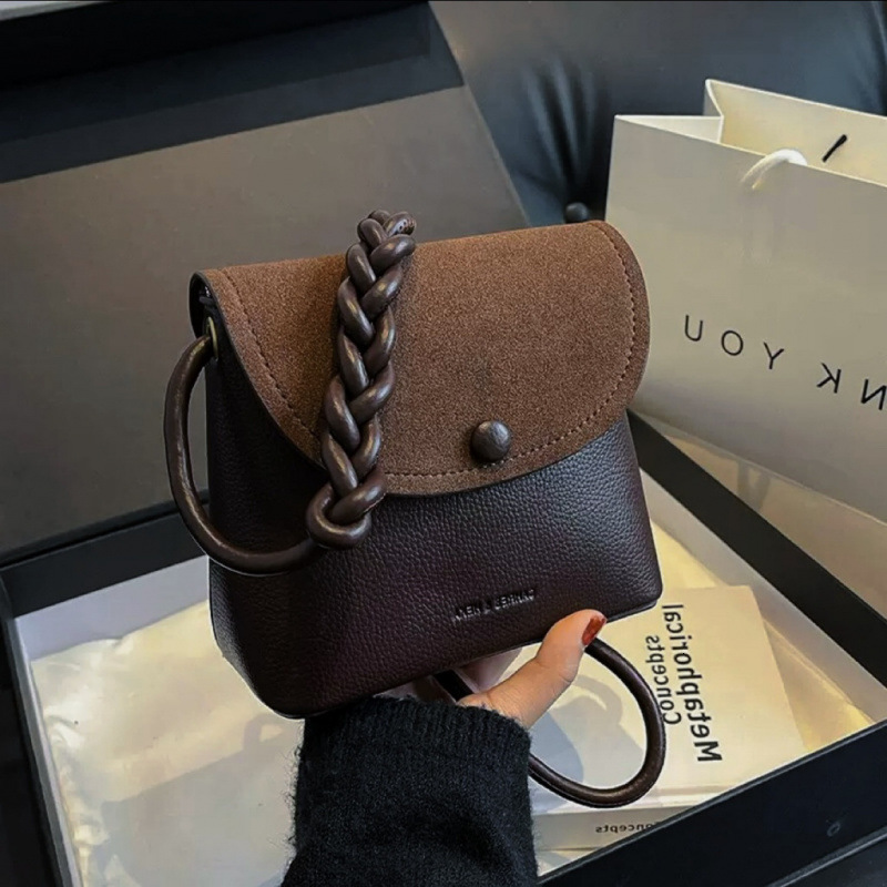 Top quality Brand High Quality New Style Niche Retro Bag High-end Single Shoulder Fashion Crossbody Bag Phone Versatile Bucket Bag New Free Delivery D