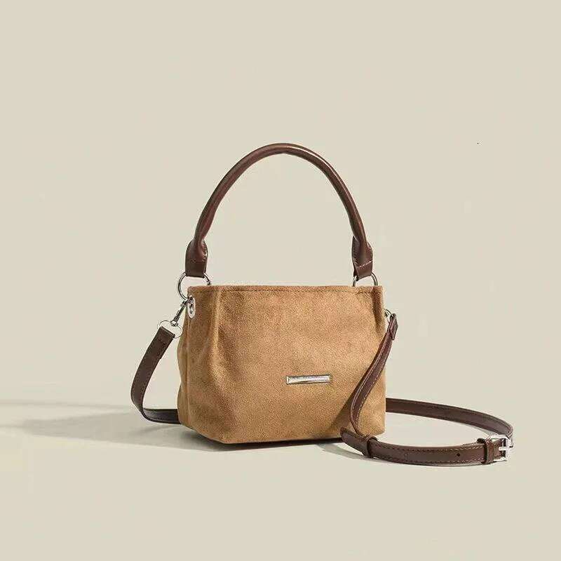 Korean Minority Design Women Shoulder Fashion Veet Leather Retro Multi-Functional Casual Crossbody Portable Box Bag