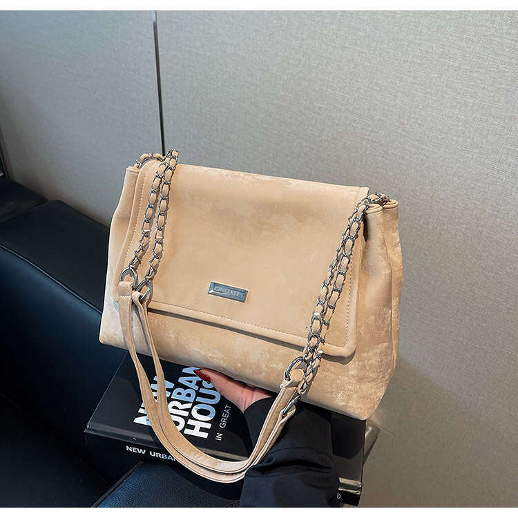 Minimalist Texture Underarm 2025 New Women's Fashion Large Capacity Crossbody Stylish Versatile Shoulder Bag