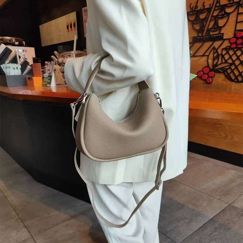 Genuine Leather Women's With Top Layer Of Cowhide A Hand-Held Crescent Exquisite One Shoulder Crossbody Underarm Bag 250608