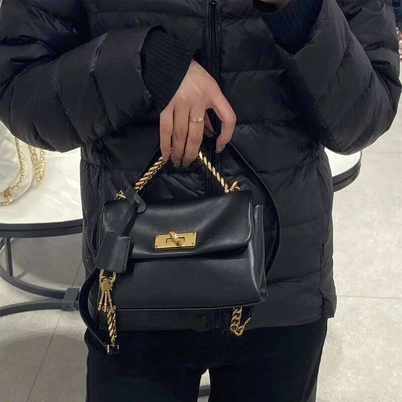 Brand Design Crossbody Messenger Women's Sweet Style Pink Small Square Bag New Fashionable All-Match Lock Handbag 2025/06/07