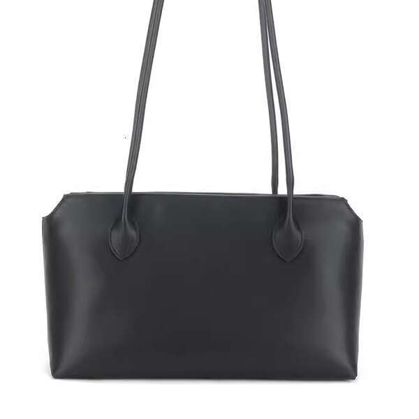 Elegant High-Capacity Row Genuine Leather Tote: Premium Travel Companion for Professionals