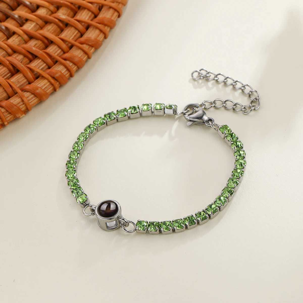 Customizable Photo Projection Bracelet Zircon Chain Womens Bracelet Family Gathering Pet Couple Memory Anniversary Jewelry Gift W250606