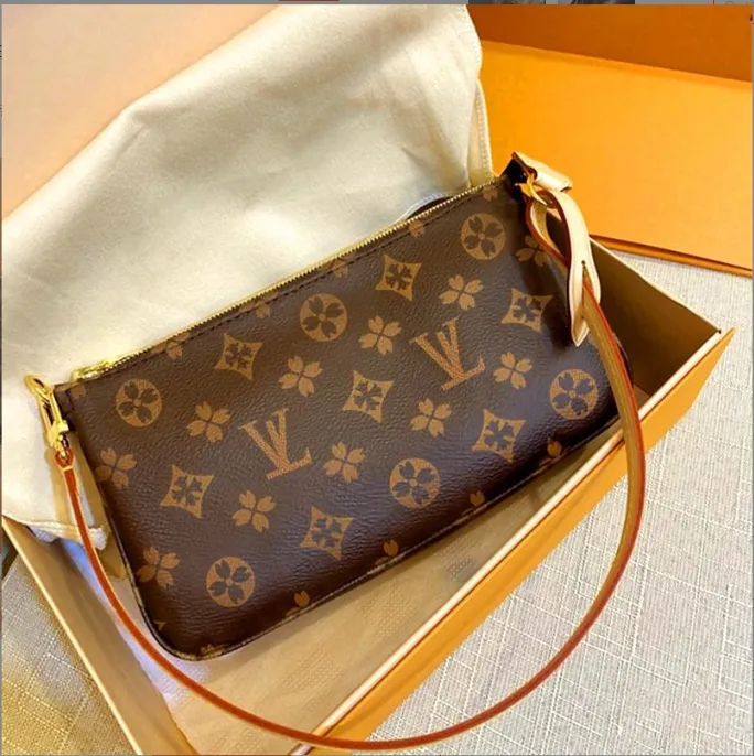 Designer Bag Messenger Bag Bag Women Bag Classic Old Flower Chain Small Bag Retro Single Shoulder Bags Crossbody Carrying Bag Women Tote Bag Clutch Bag Handbags Aaaa8