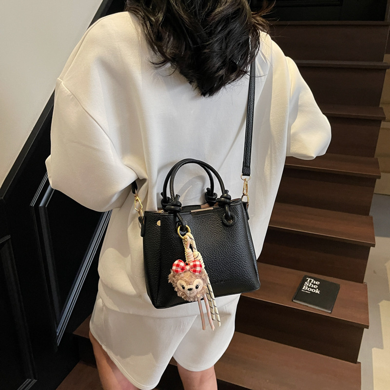 designer High-end Texture Litchi Pattern Bucket Bag for Women 2025 New Handheld Tote Basket Bag Fashion Versatile Shoulder Crossbod