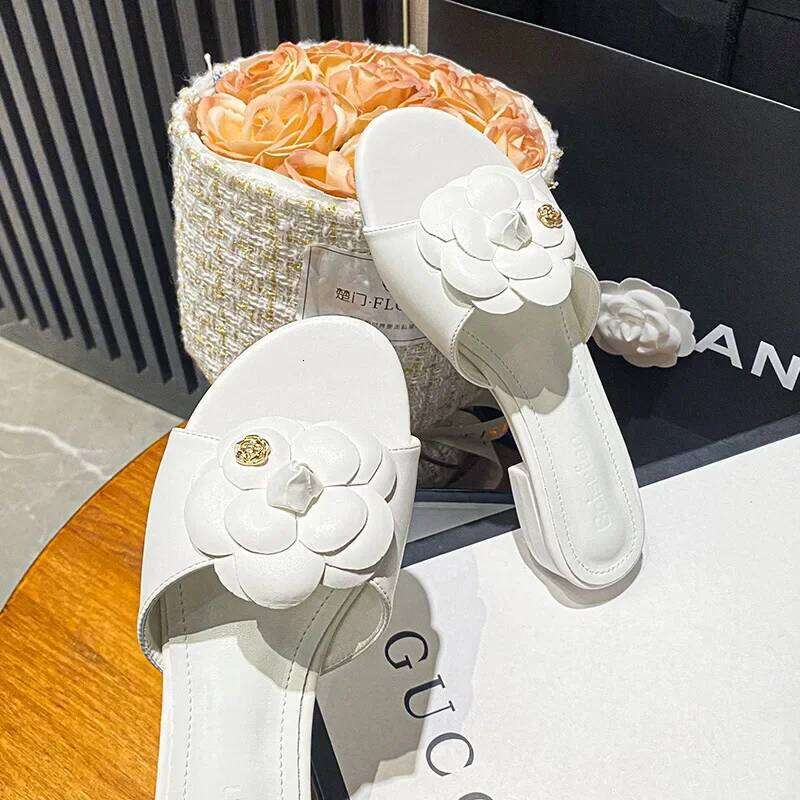 High End Flower Slippers Women Camellia Shoes Open Toe Slides Femme Outside&Home Pantuflas Sandals Ladies Flip Flops