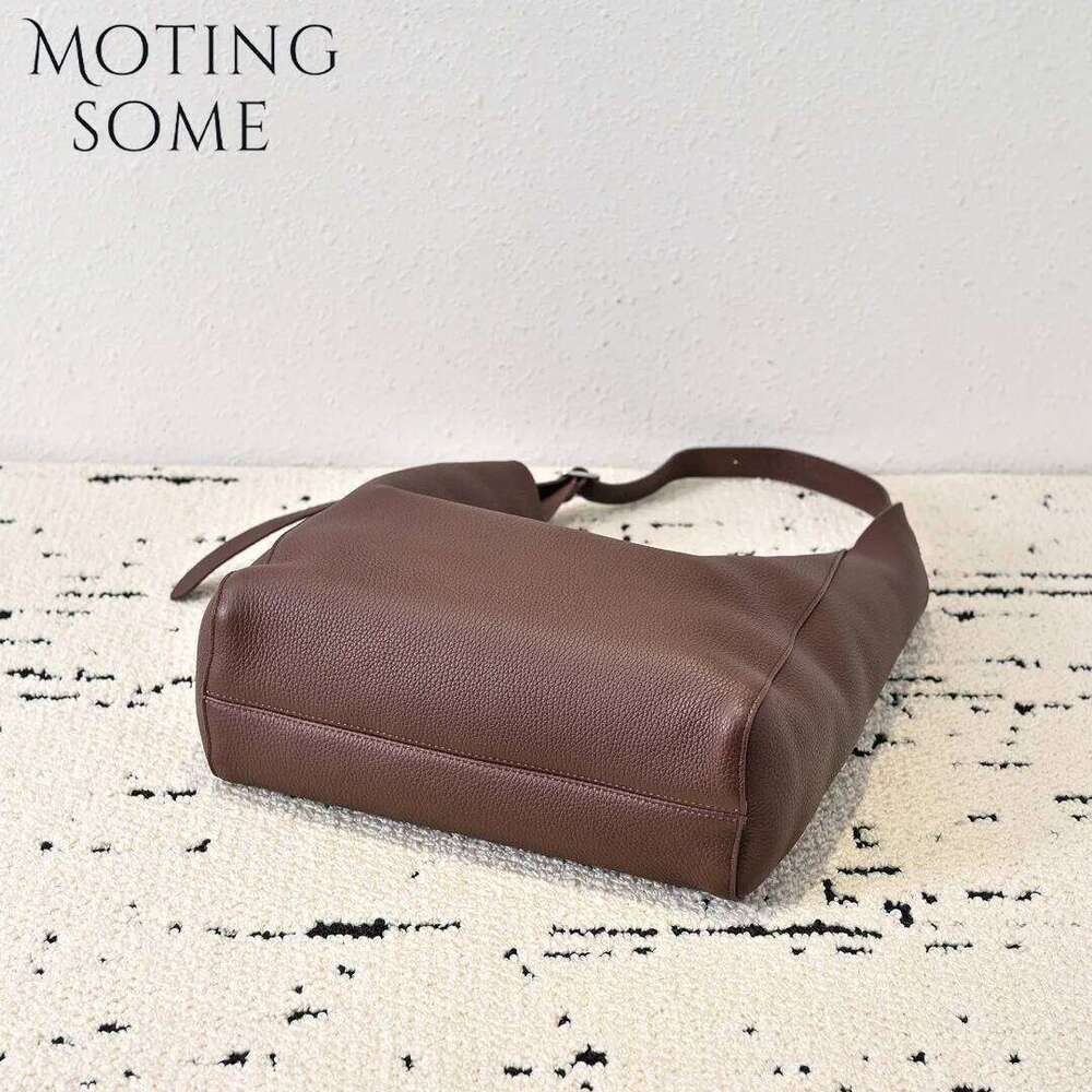 Motingsome Togo Cowhide Bucket For Women Messenger Bag Large Capacity Commuter Genuine Leather Shoulder Tote 2025 New