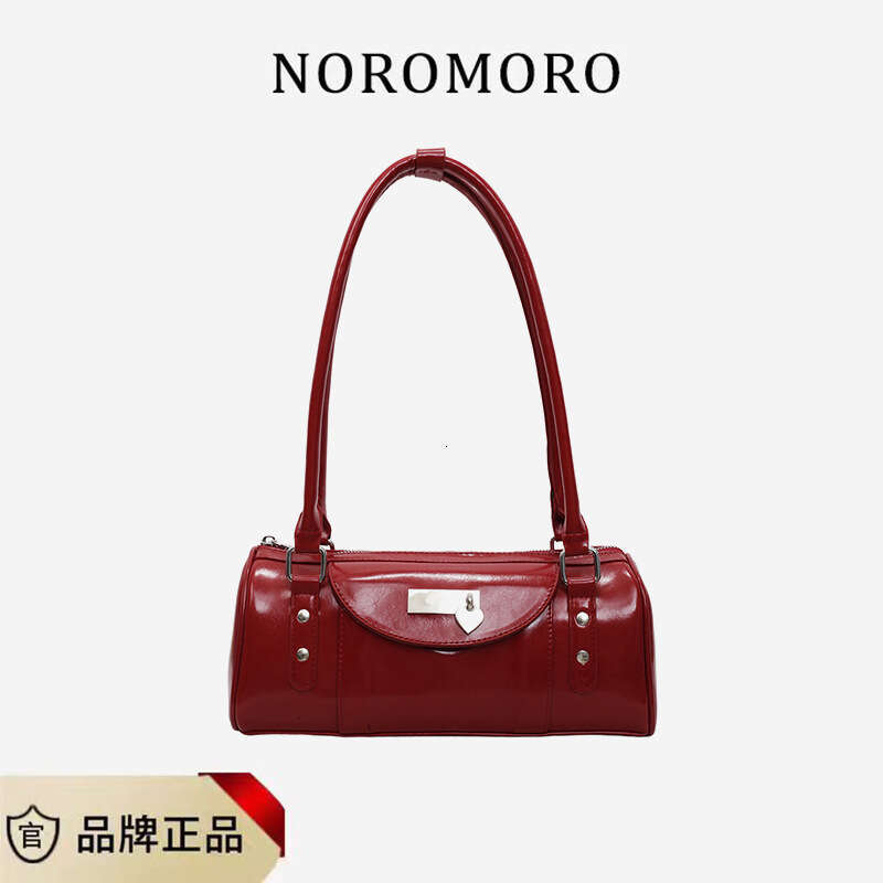 Niche High-End Bowling Handbag for Women 2025 New Fashion Versatile Simple Commuter Crossbody Pillow Bag