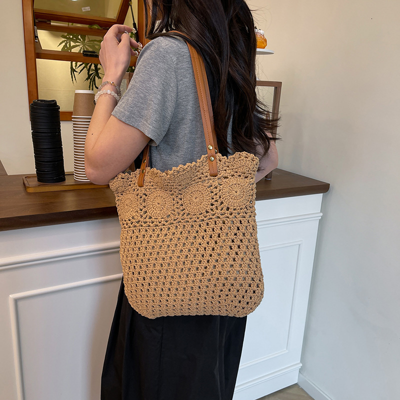 designer Korean Hollow Cotton Rope Woven Underarm Tote Bag for Women 2025 New Handheld Bucket Bag Beach Vacation Beach Bag