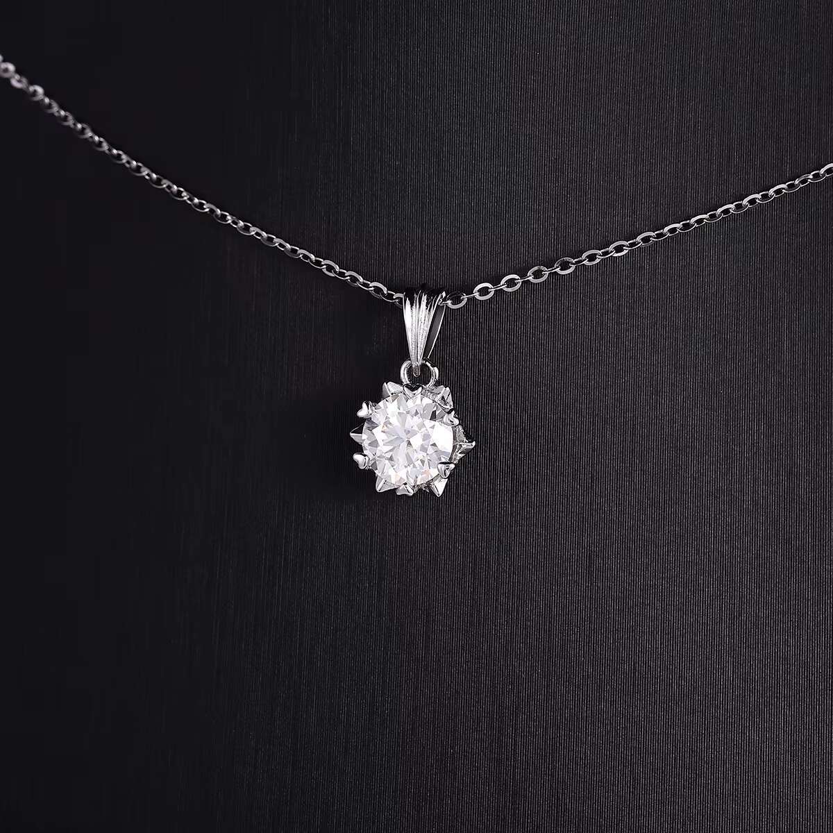 Ready to Ship 2ct Moissanite Pendant Round Brilliant Cut 925 Sterling Silver Charm Pendants Moissanite Diamond Necklace
