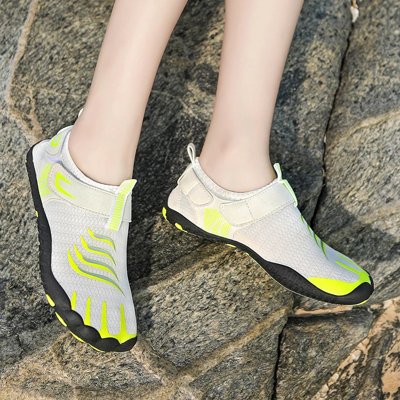 Water Shoes Men Barefoot Shoes Women Beach Aqua Shoes Boys Quick Dry Breathable Sport Sneakers Footwear Swimming Hiking Gym 250605